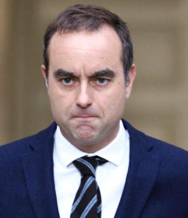 Sébastien Lecornu jette l&rsquo;éponge après 27 jours : « On ne peut pas être Premier ministre quand… »