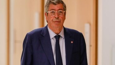 actualité politique France Carla Bruni injustice Nicolas Sarkozy Patrick Balkany peine de prison