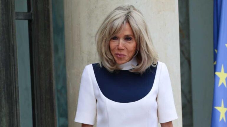 Sa fille témoigne : « Sa santé s’est dégradée à cause de cette rumeur que connaissent même les autres Premières dames » Brigitte Macron Cyberharcèlement famille procès rumeurs santé mentale