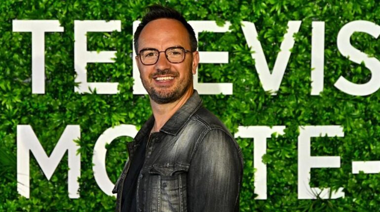 « Tout tourne autour du c*l » : ce qu’ont révélé 15 témoins sur les plateaux de Jarry Jarry Jarry humoriste Jarry polémique Jarry racisme Jarry sexisme Jarry témoignages Maison de retraite