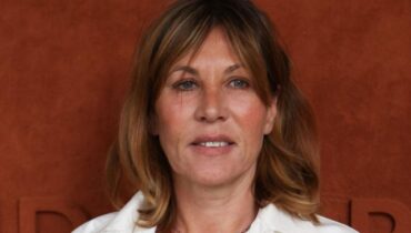 Mathilde Seigner avoue enfin : « J’avais pris une dizaine de kilos lors de ma ménopause… »