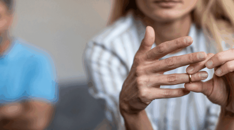 36 ans de mariage, elle prend cette décision radicale après sa première chimio Boissons énergisantes cancer divorce Épreuves famille Relations amoureuses soutien