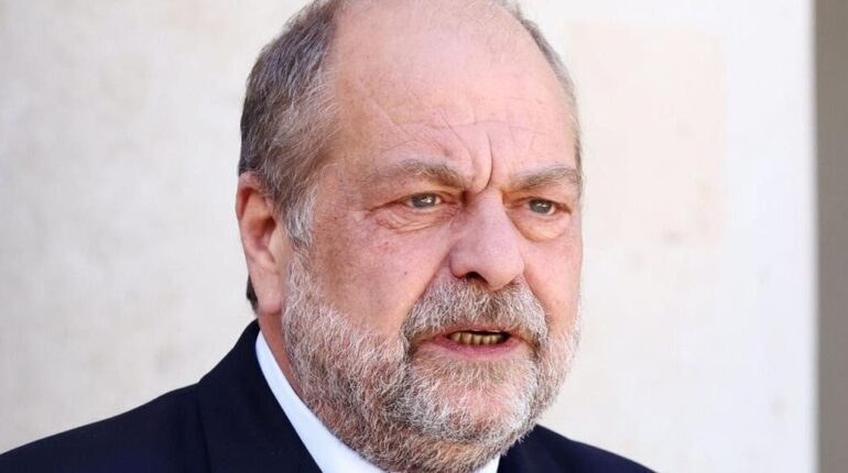 actualité politique France CNews débat internautes Éric Dupond-Moretti L'heure des pros les médias sociaux Pascal Praud