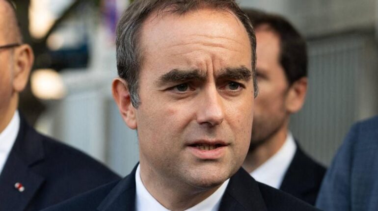 Retraités : voici combien d’impôts en plus vous allez payer avec le nouveau forfait de 2 000 € Austérité budgétaire Financement retraites Fiscalité Impôts Pilates Reformer revenus