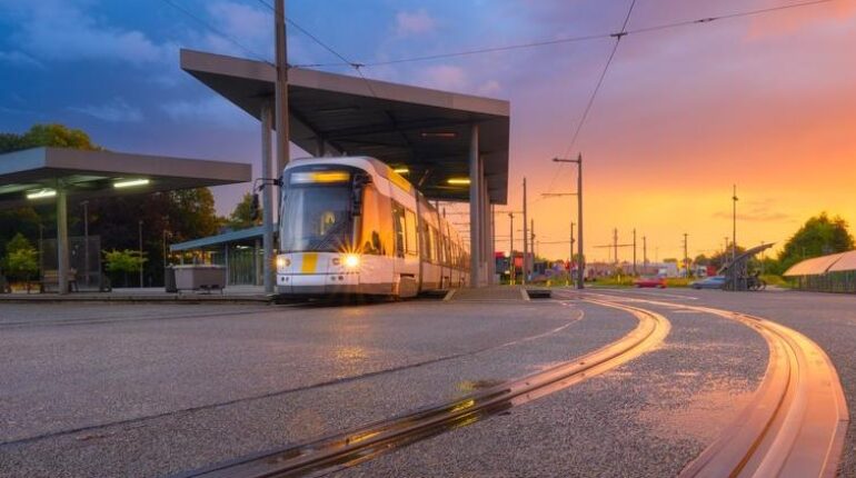 Bordeaux : drame en pleine nuit sur la ligne C, le conducteur de 24 ans hospitalisé d’urgence accident agression tramway Bordeaux drame Ligne C Transport aérien