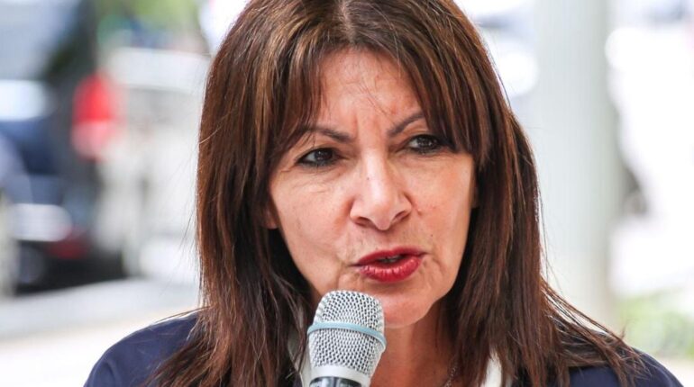 actualité politique France Anne Hidalgo Débat politique faits divers paris Rachida Dati revenus transparence