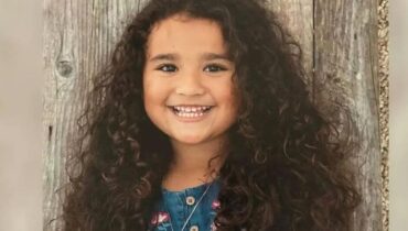 Melodee, 9 ans, vue pour la dernière fois avec sa mère : « Elle est revenue seule trois jours plus tard… » Abandon d'enfant abattu par la police Affaire criminelle disparition enquête FBI