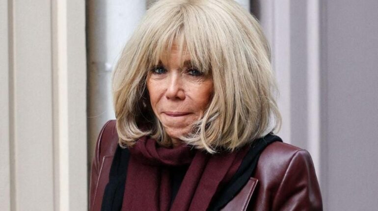 La stupéfaction de Brigitte Macron en découvrant son prénom : « Je n’en reviens pas… » Affaire conclue Brigitte Macron Champs-Élysées Impôts plaintes aléatoires