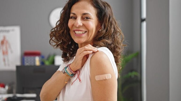 L’effet inattendu du vaccin COVID qui fait vivre plus longtemps les malades du cancer cancer Espérance de vie Immunothérapie recherche médicale système immunitaire Vaccin Covid