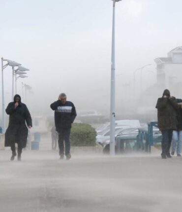 Cette tempête que personne n&rsquo;attendait si tôt : la Corse se prépare au pire