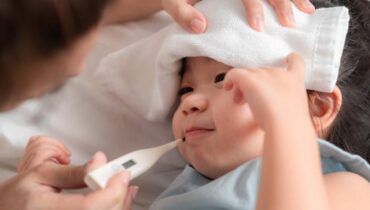 allaité trois enfants Boissons énergisantes Covid long covid-19 Étude scientifique Réinfection vaccination obligatoire