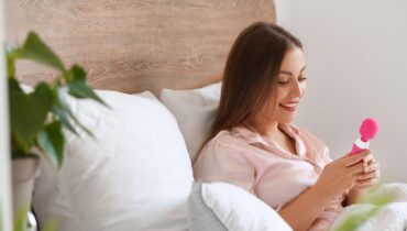 Cette journaliste a testé pour vous : 7 jours de masturbation quotidienne, les effets surprenants Abrosexualité bien être Boissons énergisantes eviter le stress Hygiène de sommeil Libido