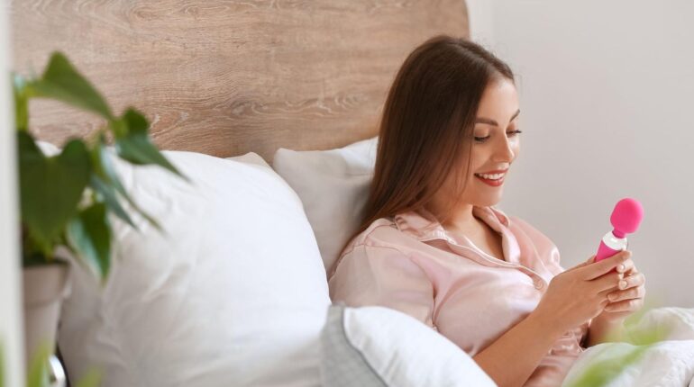 Cette journaliste a testé pour vous : 7 jours de masturbation quotidienne, les effets surprenants Abrosexualité bien être Boissons énergisantes eviter le stress Hygiène de sommeil Libido