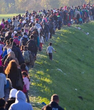 Nicolas Pouvreau-Monti annonce la vérité sur cette hausse « historique » : « 400 000 étrangers en un an, c’est… »