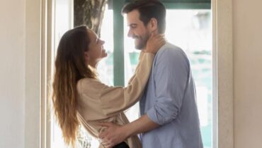 Abrosexualité Anniversaire de mariage Cancer du foie Célibat choisi Relations amoureuses transformation