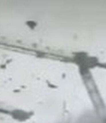 Val d&rsquo;Oise : trois grues s&rsquo;effondrent sur des habitations et tuent un jeune ouvrier de 23 ans