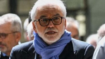 accusent la France Aides sociaux Budget 2026 Étudiants étrangers Pascal Praud Priorité nationale