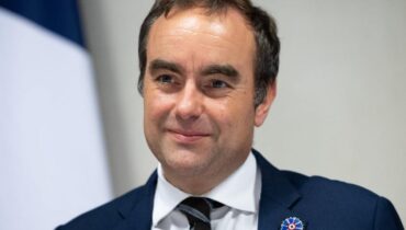 accusent la France Anniversaire de mariage Foyers modestes l'aide sociale Prestation sociale Revenu minimum