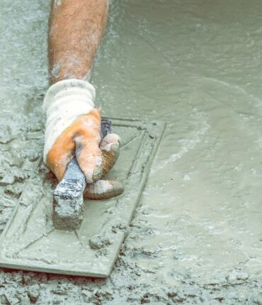 Belgique : pensant sauter dans de la boue, quatre ados de 13 ans se retrouvent prisonniers du ciment