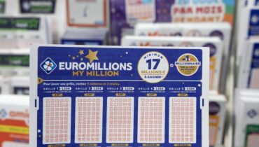 accusent la France EuroMillions Gains de poker Jackpot Jeux de hasard Loterie