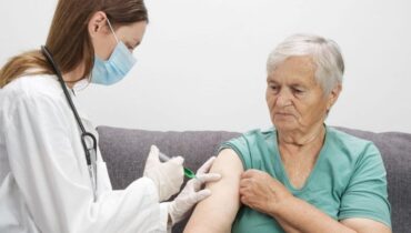 Boissons énergisantes Co-vaccination Conseils médicaux covid-19 grippe vaccination obligatoire