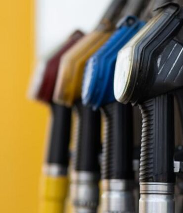 Près de Rouen, il se met soudainement à hurler en feu : ce qui s&rsquo;est passé à la station-service défie toute explication