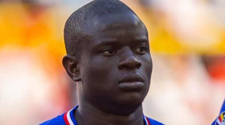 Controverse Équipe de France football Jarry polémique les réseaux sociaux N'Golo Kanté