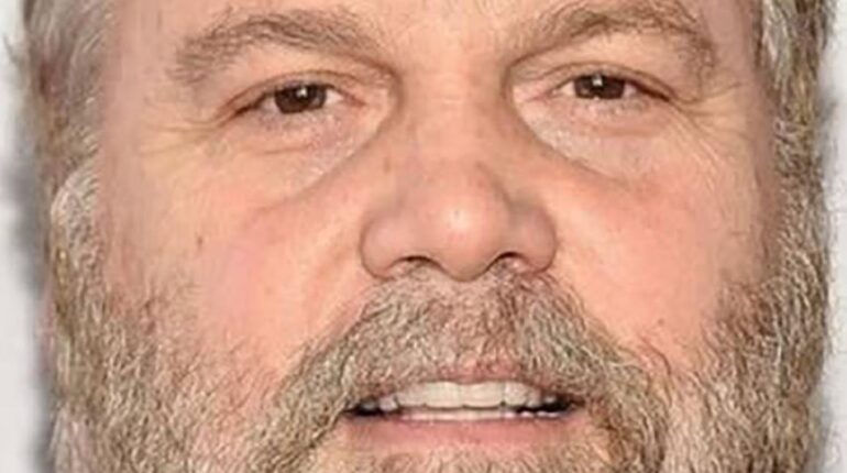 Vincent D’Onofrio détient le record mondial de prise de poids pour un rôle : « Ça a changé ma vie… » Acteur français Carrière d'acteur Cinéma Full Metal Jacket Stanley Kubrick Transformation physique Vincent D'Onofrio