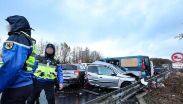 accident Autoroute hommage Pompiers premiers secours tragédie