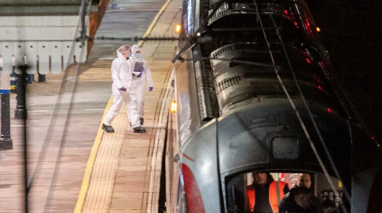 Drame dans le train Londres-Cambridge : « Les passagers se cachaient dans les toilettes pour… » Agression Attaque animale Cambridge contrôles de sécurité Entraînement Londres Royaume-Uni