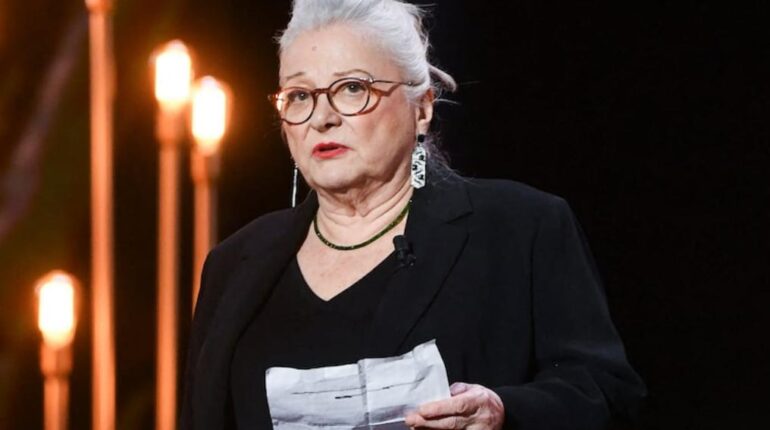 accusent la France actualité politique France Expulsions Hypocrisie Josiane Balasko précarité Sans-papiers