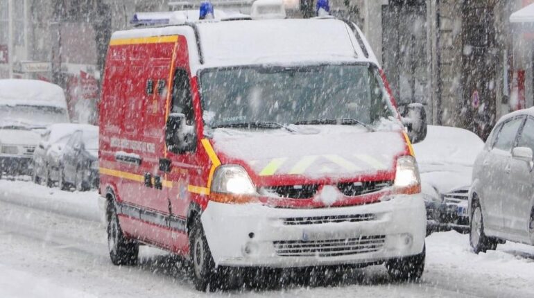accusent la France Avalanches Chutes de neige Guide de montagne Hiver Vigilance Météo