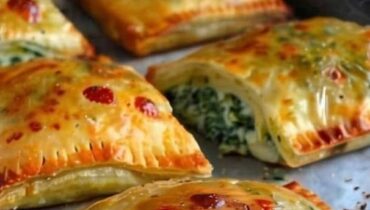 Brunch Dîner épinards Feuilletés Pâtisserie salée Recette facile Ricotta