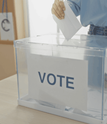 De la gauche au RN après les attentats : une électrice raconte comment Charlie Hebdo et le Bataclan ont changé son vote