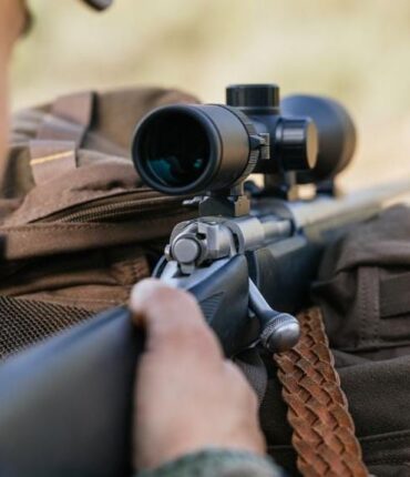 Légitime défense : pourquoi tirer dans le dos d&rsquo;un cambrioleur expose ce garagiste à 7 ans de prison