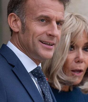 Élysée : Un argentier et son compagnon antiquaire jugés pour le vol de centaines de porcelaines dans les réserves présidentielles