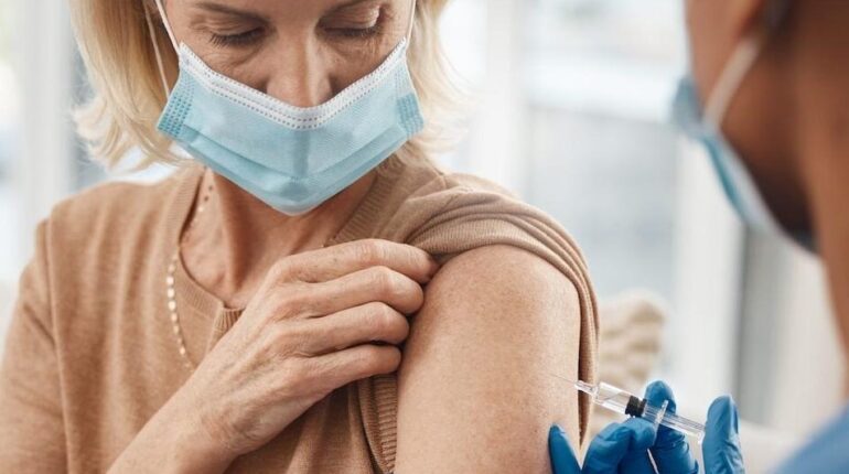 Boissons énergisantes Co-vaccination covid-19 grippe prévention Vaccins gratuits
