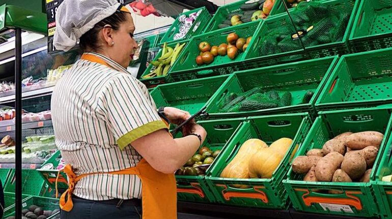 Licenciement abusif chez Mercadona : une salariée accusée à tort de vol obtient 60 000 euros après que le juge invalide les témoignages de ses collègues Alcool au volant Indemnisation injustice Jarry témoignages Licenciement abusif Mercadona Salariée