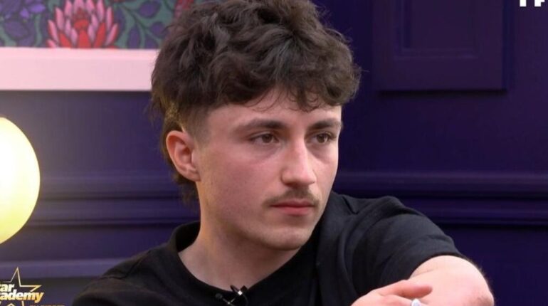 Star Academy 2025 : Léo éliminé à une place de la tournée malgré son duo avec Asaf Avidan Actualités musique Élimination Émission de télé-réalité Flávia Leonel Santana Star Academy Tournée