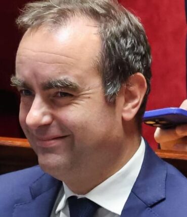 Budget 2026 : 380 000 foyers supplémentaires imposables et 23 niches fiscales supprimées, voici qui paiera la facture des 17 milliards