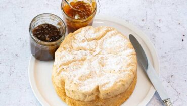 Cyril Lignac Dessert Framboises Gâteau de Savoie Pâtisserie Recette facile