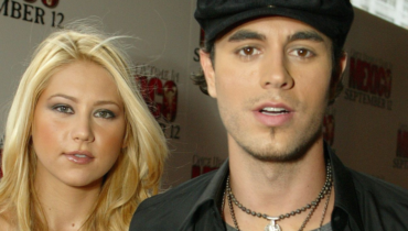12 célébrités qui ont pu se réincarner sans même s’en rendre compte Anna Kournikova Congé de naissance Enrique Iglesias famille Nouveau-né