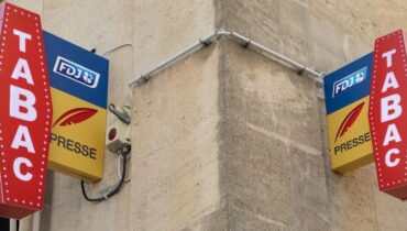 Augmentation tabac Des marques sur le mur Interdiction de fumer point de vente Réglementation Santé Publique