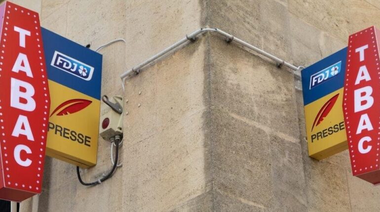 Augmentation tabac Des marques sur le mur Interdiction de fumer point de vente Réglementation Santé Publique