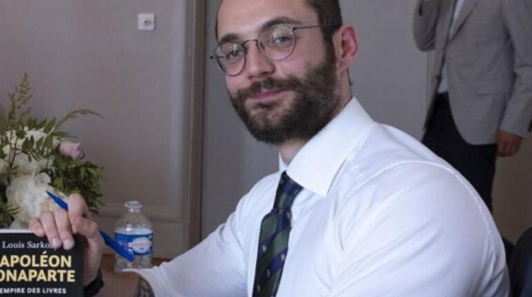 accusent la France Démographie famille la population Modèle social Natalité Politique familiale