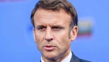 accusent la France Aides Sociales Austérité budgétaire Cumul Emploi-Retraite dépenses publiques Économie locale revenus