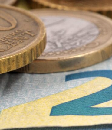 Dons et impôts 2026 : pourquoi la rumeur sur la déclaration obligatoire des cadeaux de Noël est fausse