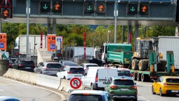 Arnaque Arnaque SMS automobile Données personnelles Fraude bancaire Péage Sécurité routière