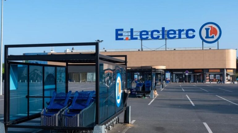 Virée de chez Leclerc pour une liaison : la décision de la justice qui change tout Droit du travail injustice Leclerc Licenciement Plus de respect de la vie privée Prud'hommes