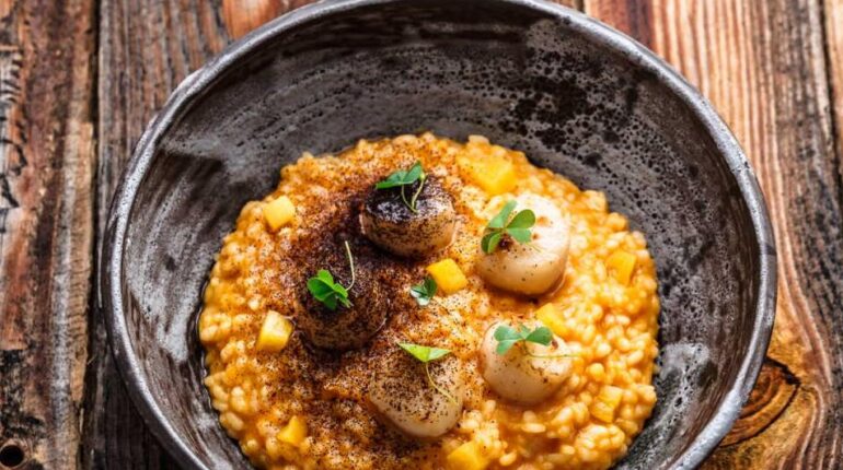 Apéro de Noël Influenceurs Noix de Saint-Jacques Potimarron Recette facile Risotto Vinaigre balsamique